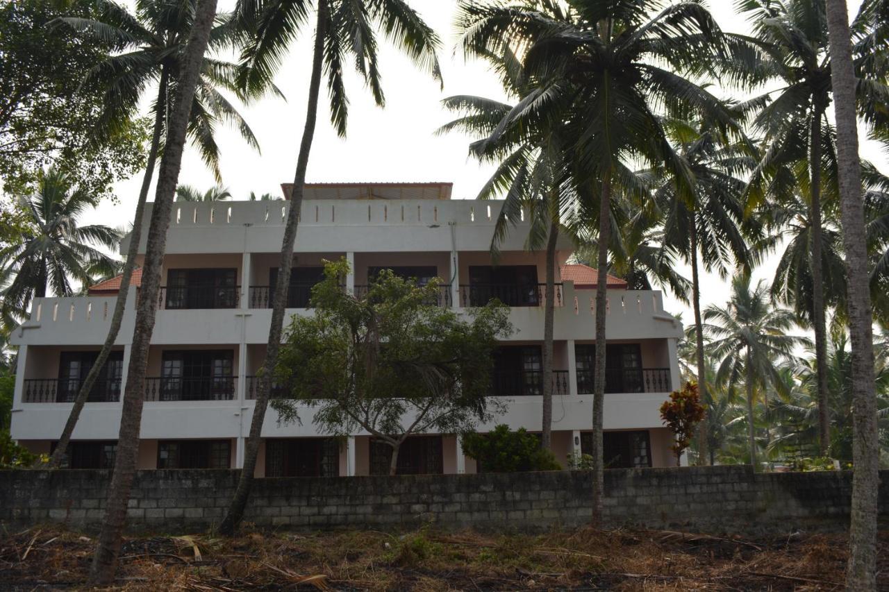 Indeevaram Apartments Kovalam Exterior foto