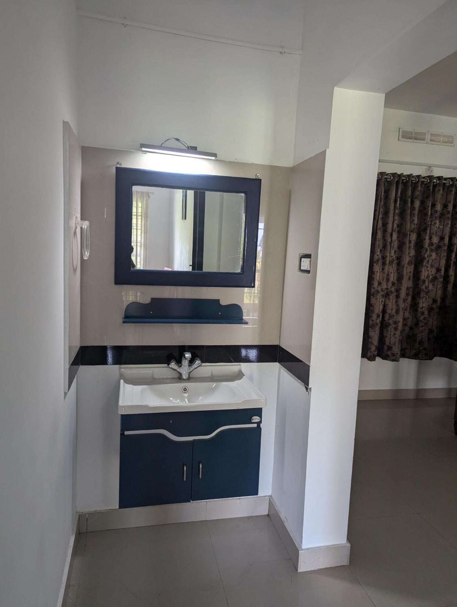 Indeevaram Apartments Kovalam Exterior foto